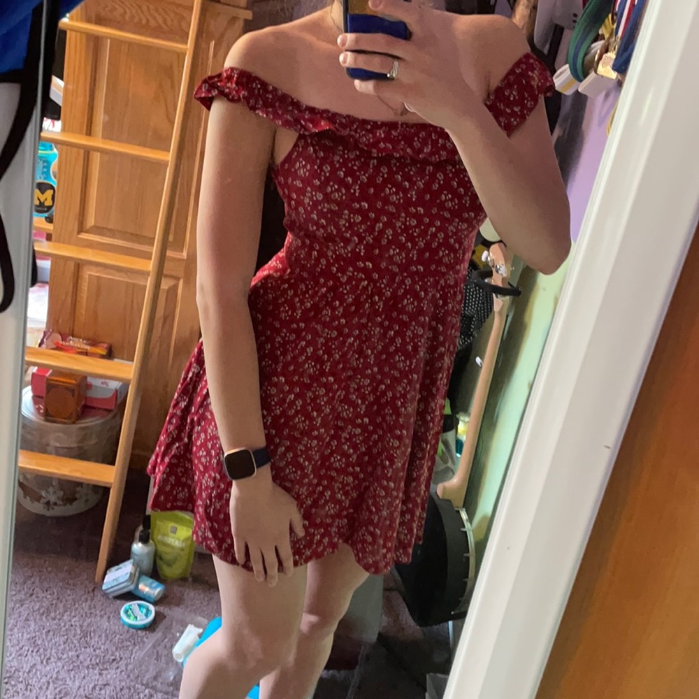 Off the shoulder red flower print dress